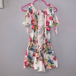 Heart & Arrow white floral lace short sleeve romper